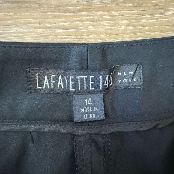 Lafayette 148 Women's 14 Mid-Rise Cropped Straight Leg Pants Black Contemporary - Picture 2 of 8